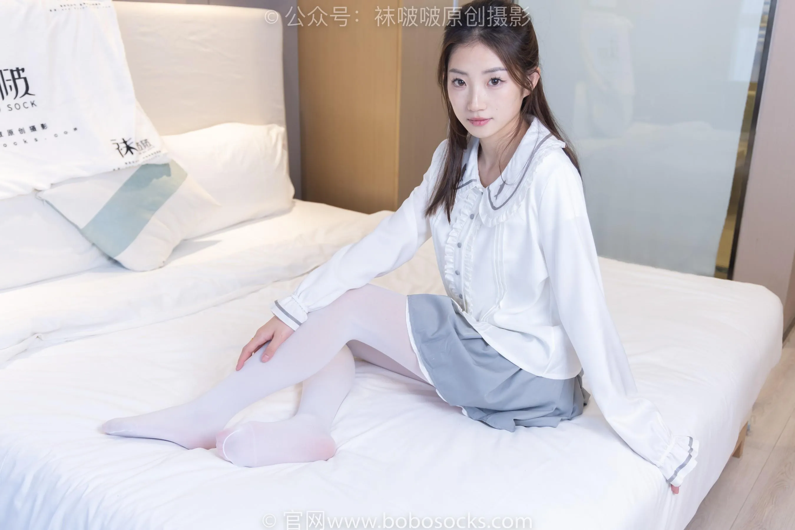 [BoBoSocks袜啵啵]NO.211 小沫-高跟鞋、厚白丝[23] [53P]插图5